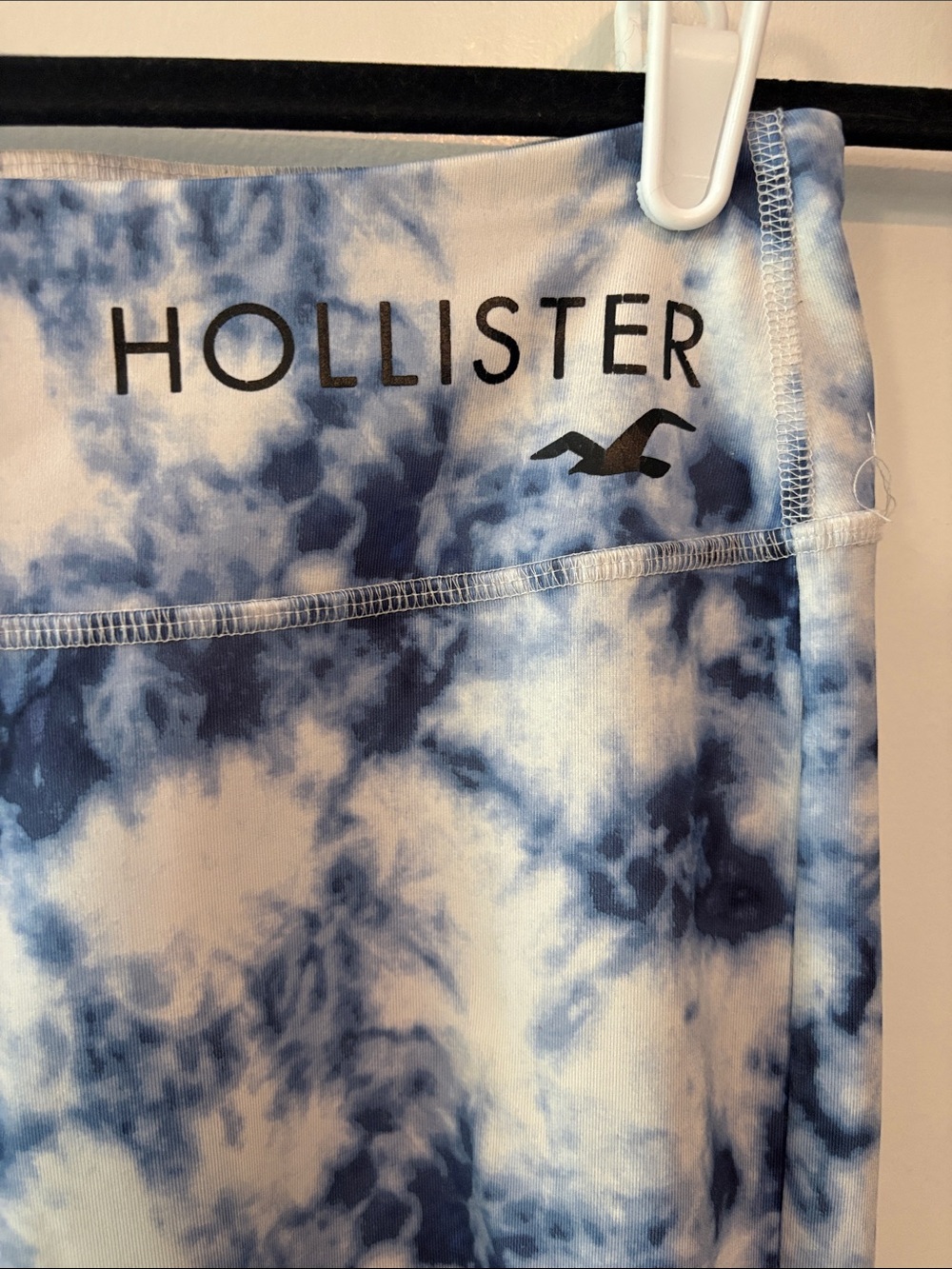 Hollister Blue and White Tie-Dye Leggings Size Small - Picture 4 of 7